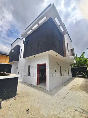 4bdrm Duplex in Phase2 for sale