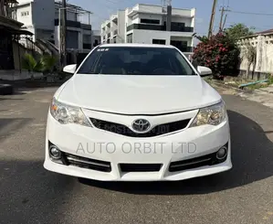 Toyota Camry 2012 White
