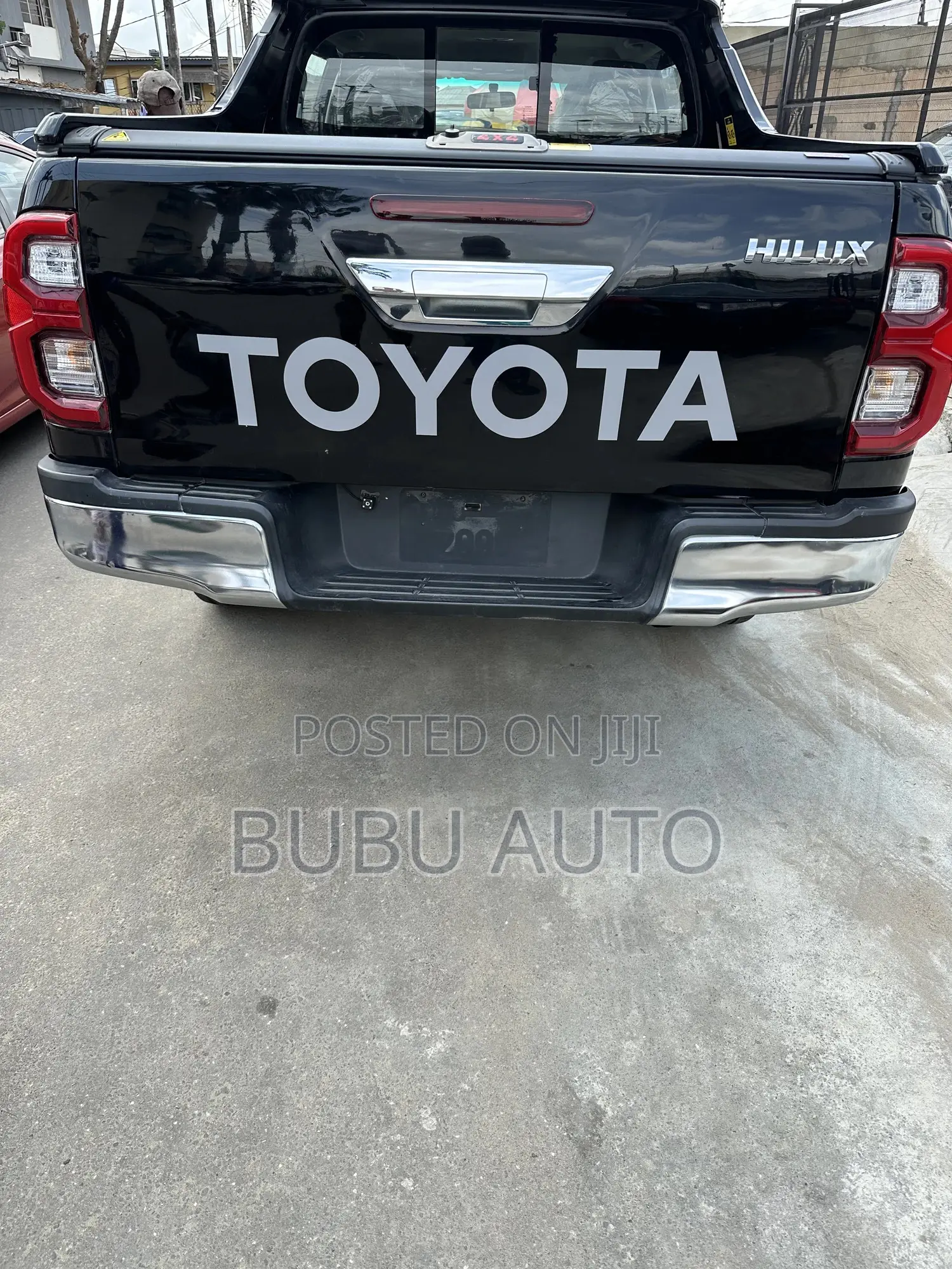 Toyota Hilux Revo Smart Cab Petrol 2.7 RWD 2018 Black