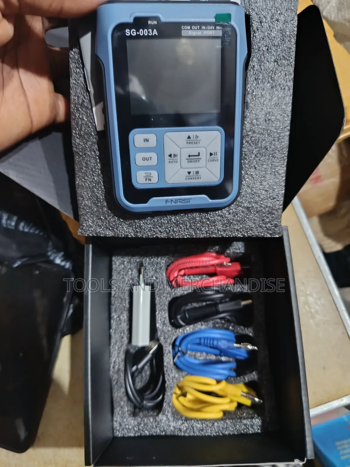 Handheld Digital Signal Generator
