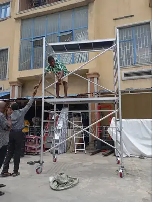 Scaffolding (12 Feets)