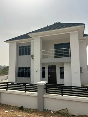 4bdrm Duplex in Fort Court Estate,, Apata for sale