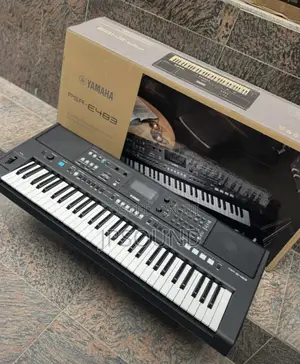 Yamaha PSR E 483