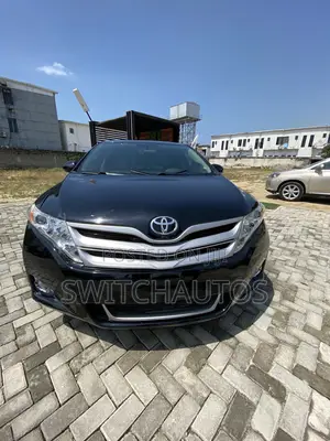 Toyota Venza XLE 2011 Black