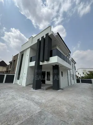 5bdrm Duplex in Calton Gate Estate, Akobo for sale