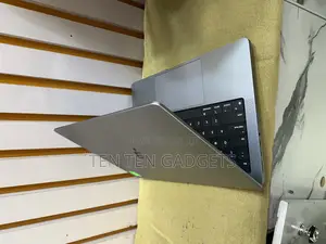 Laptop Apple MacBook Pro 2023 M2 32GB Apple M2 SSD 512GB