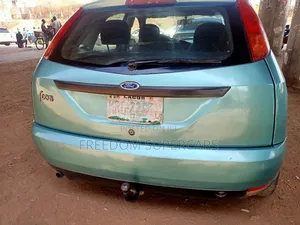 Ford Focus 2006 Green