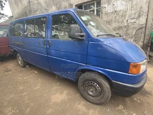Volkswagen Transporter 1999 Blue