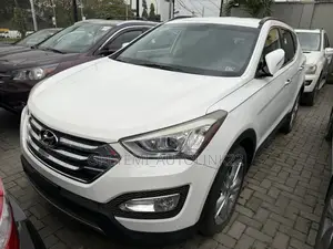 Hyundai Santa Fe GLS 4dr SUV AWD (3.3L 6cyl 6A) 2015 White