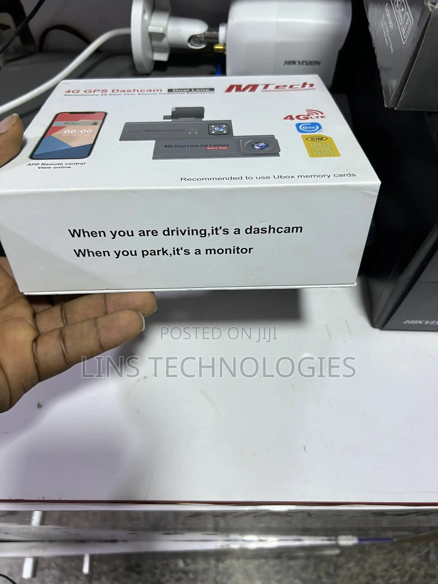Ubox Dual Lens Dash Cam/Tracker