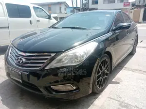 Hyundai Grandeur 2012 Black