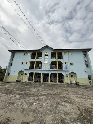 2bdrm Block of Flats in Majesty Estates Off, Obio-Akpor for sale