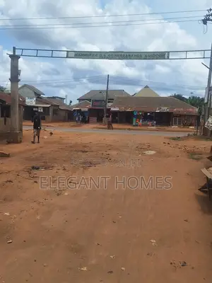 2bdrm Bungalow in Oko Afo for sale