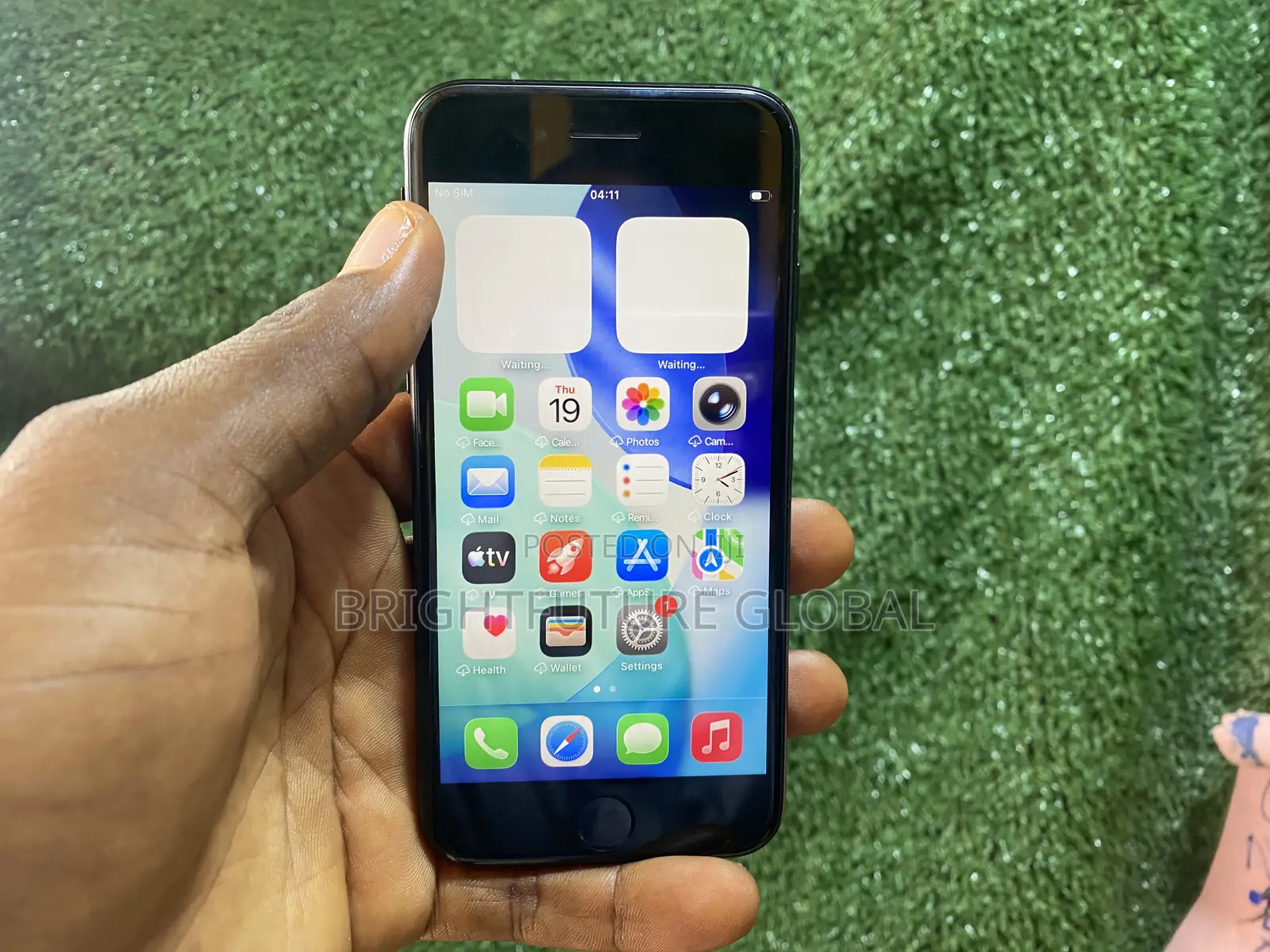 Apple iPhone SE (2022) 64 GB Black