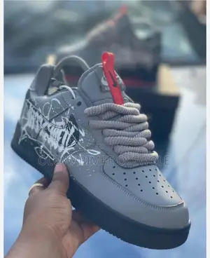 High Quality Sneakers