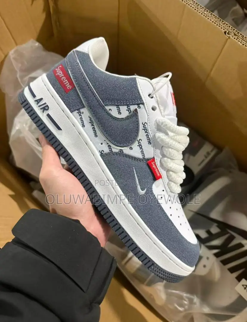 High Quality Sneakers