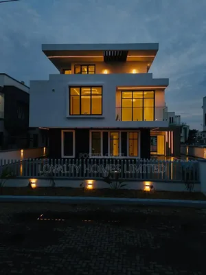 5bdrm House in Lekki for sale