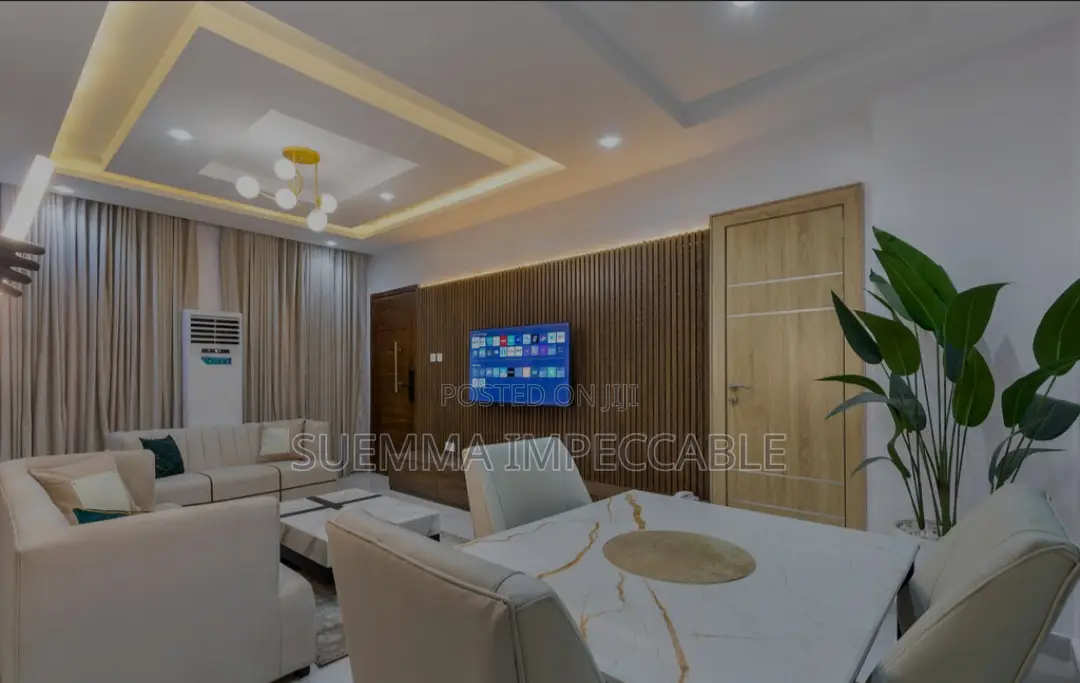 2,3 4 Bedroom Shortlets Available