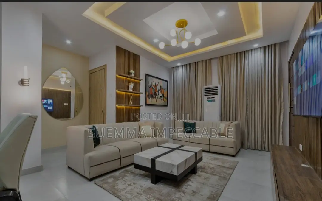 2,3 4 Bedroom Shortlets Available