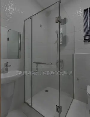 2,3 4 Bedroom Shortlets Available