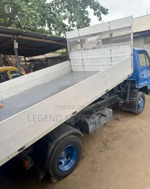 Toyota Dyna 1998 Blue
