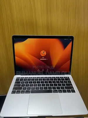 Laptop Apple MacBook Air 2018 8GB Intel Core i5 SSD 256GB