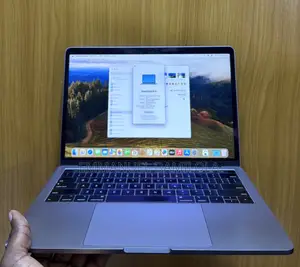 Laptop Apple MacBook Pro 2019 16GB Intel Core i5 SSD 1T