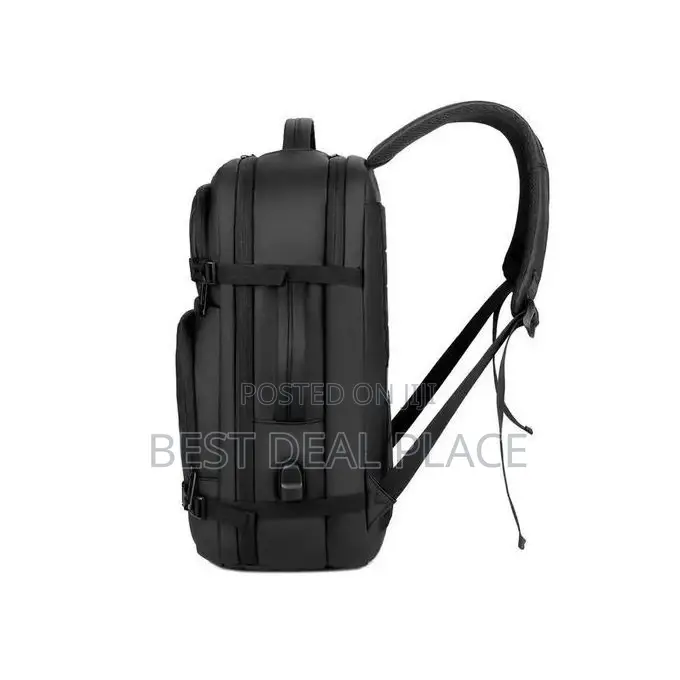 Premium 17 Inch Executive High Quality Waterproof Travel Backpack