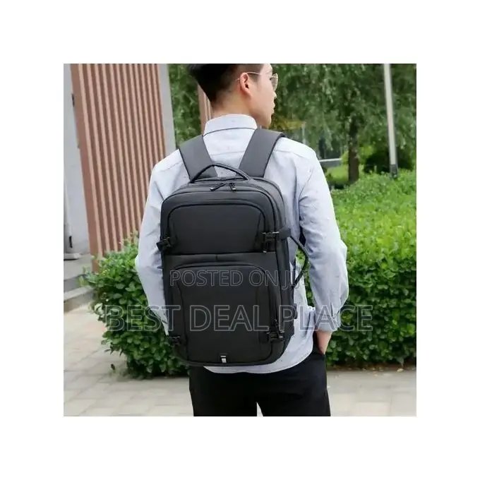 Premium 17 Inch Executive High Quality Waterproof Travel Backpack