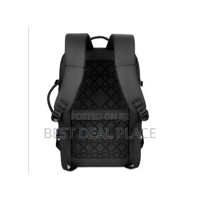 Premium 17 Inch Executive High Quality Waterproof Travel Backpack