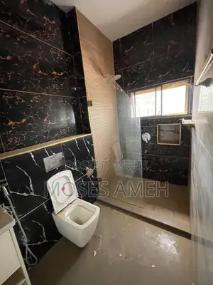 4bdrm Townhouse / Terrace in Wuye for rent