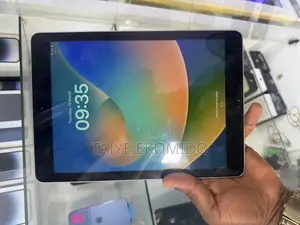 Apple iPad Wi-Fi 32 GB