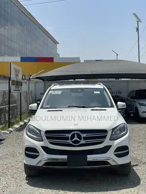 Mercedes-Benz GLE-Class 2017 White