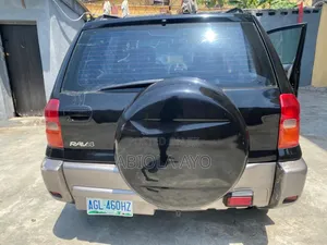 Toyota RAV4 2005 Black