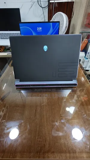 Laptop Dell Alienware M15 R6 16GB Intel Core i7 SSD 512GB