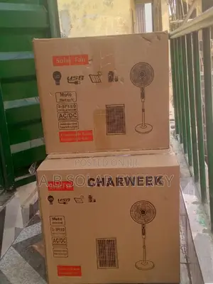 16inchi Chearweek Solar Rechargeable Standing Fan