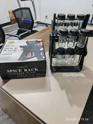 18 Jar Rotating Spice Rack