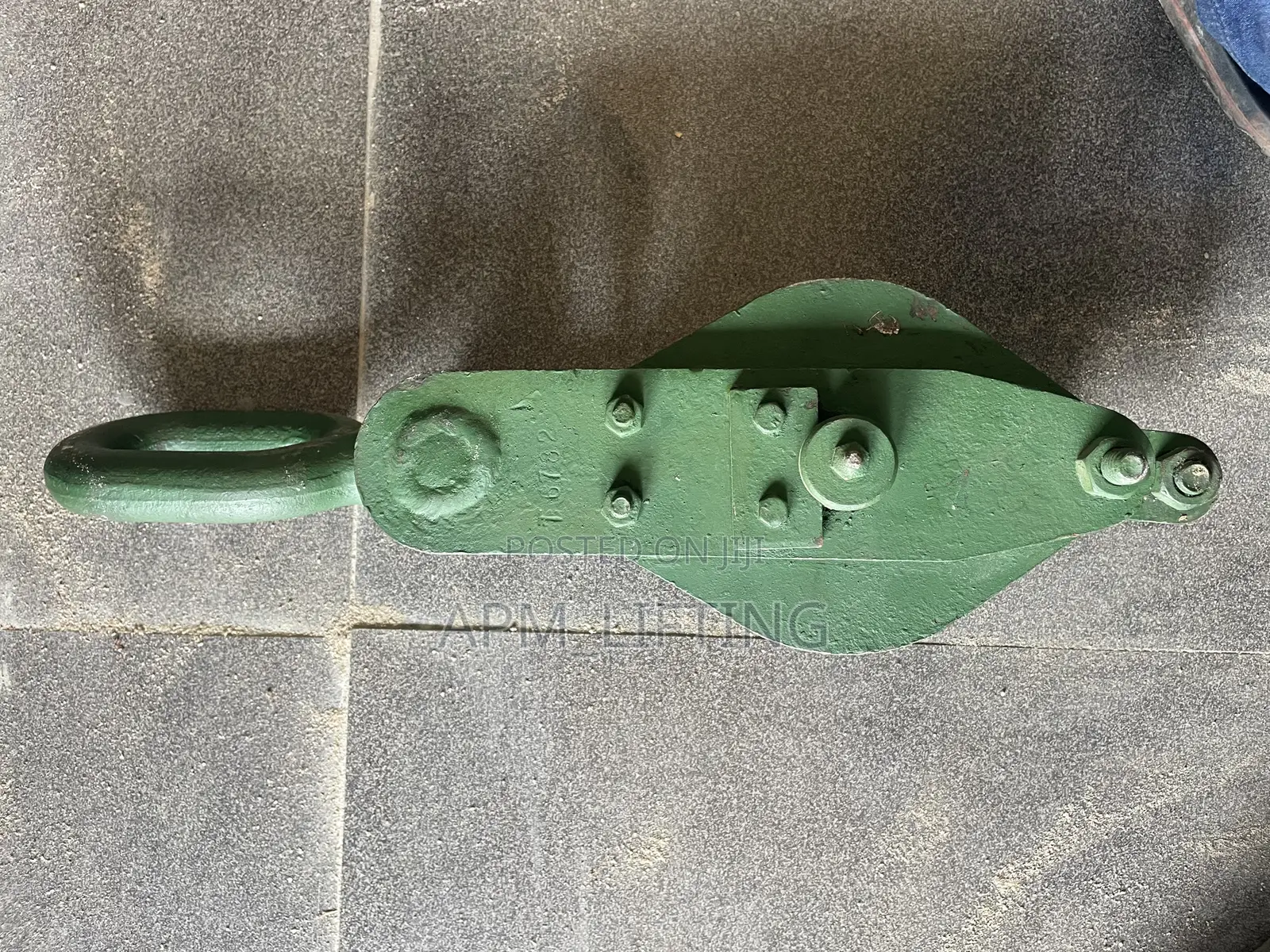 Two-ways Roller Block