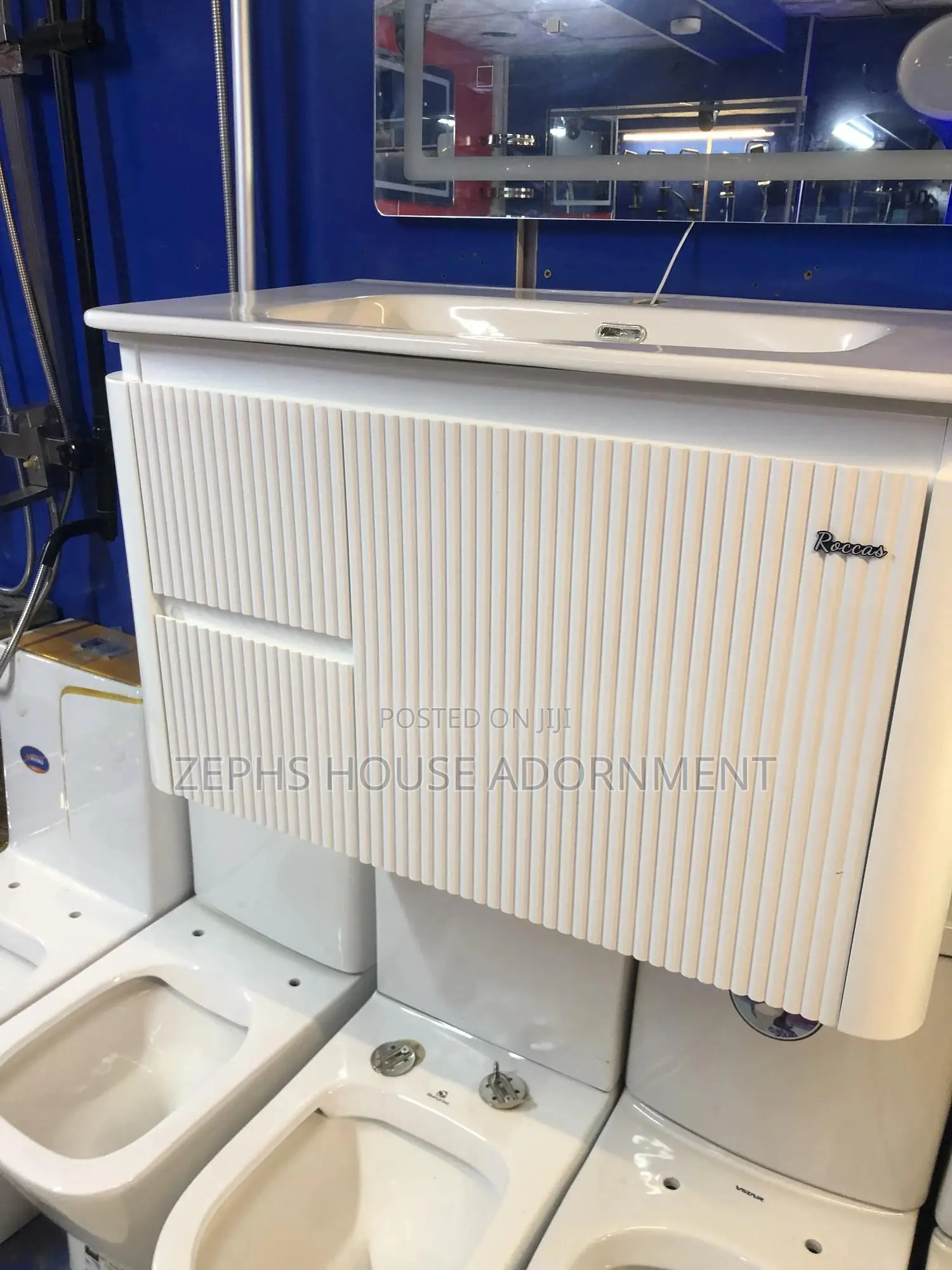 Cabinet Basin