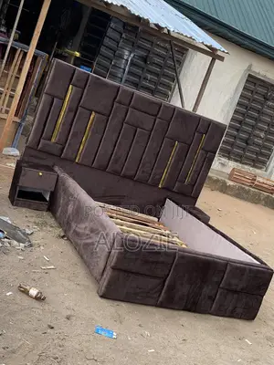 6/4 Bedframe