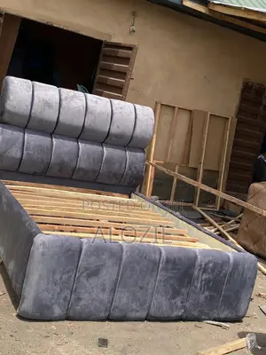 6/4 Bedframe