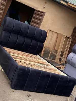 6/4 Bedframe