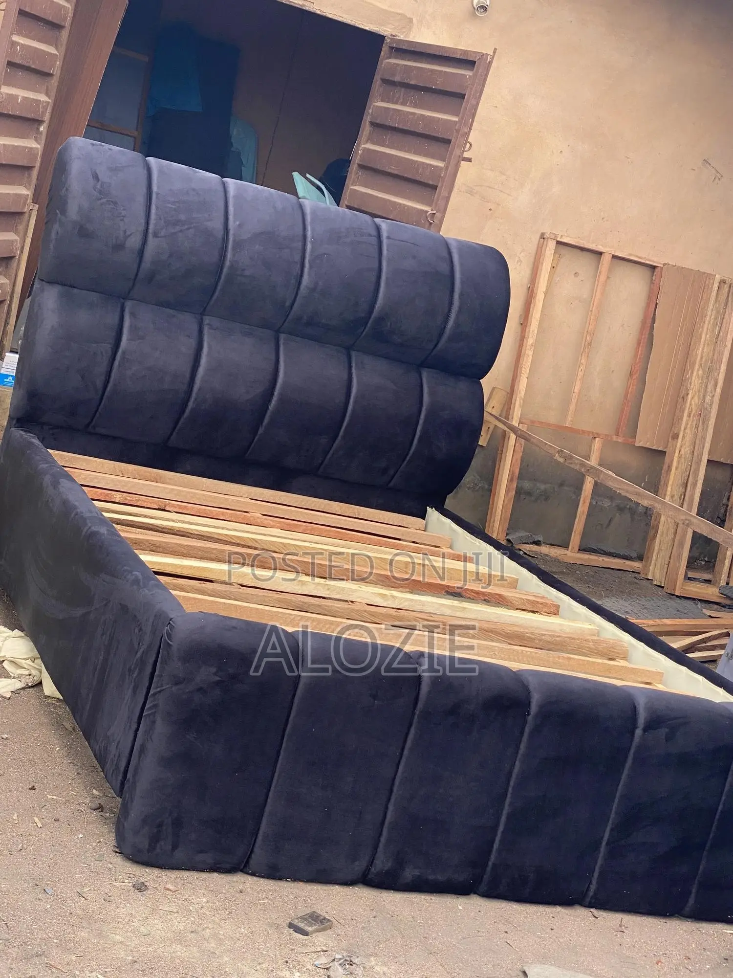6/4 Bedframe