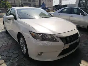 Lexus ES 2013 White
