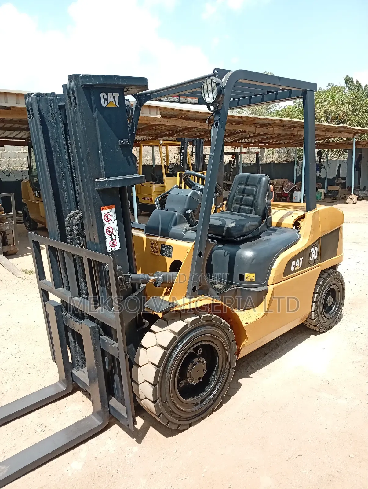 3tons Caterpillar Forklift