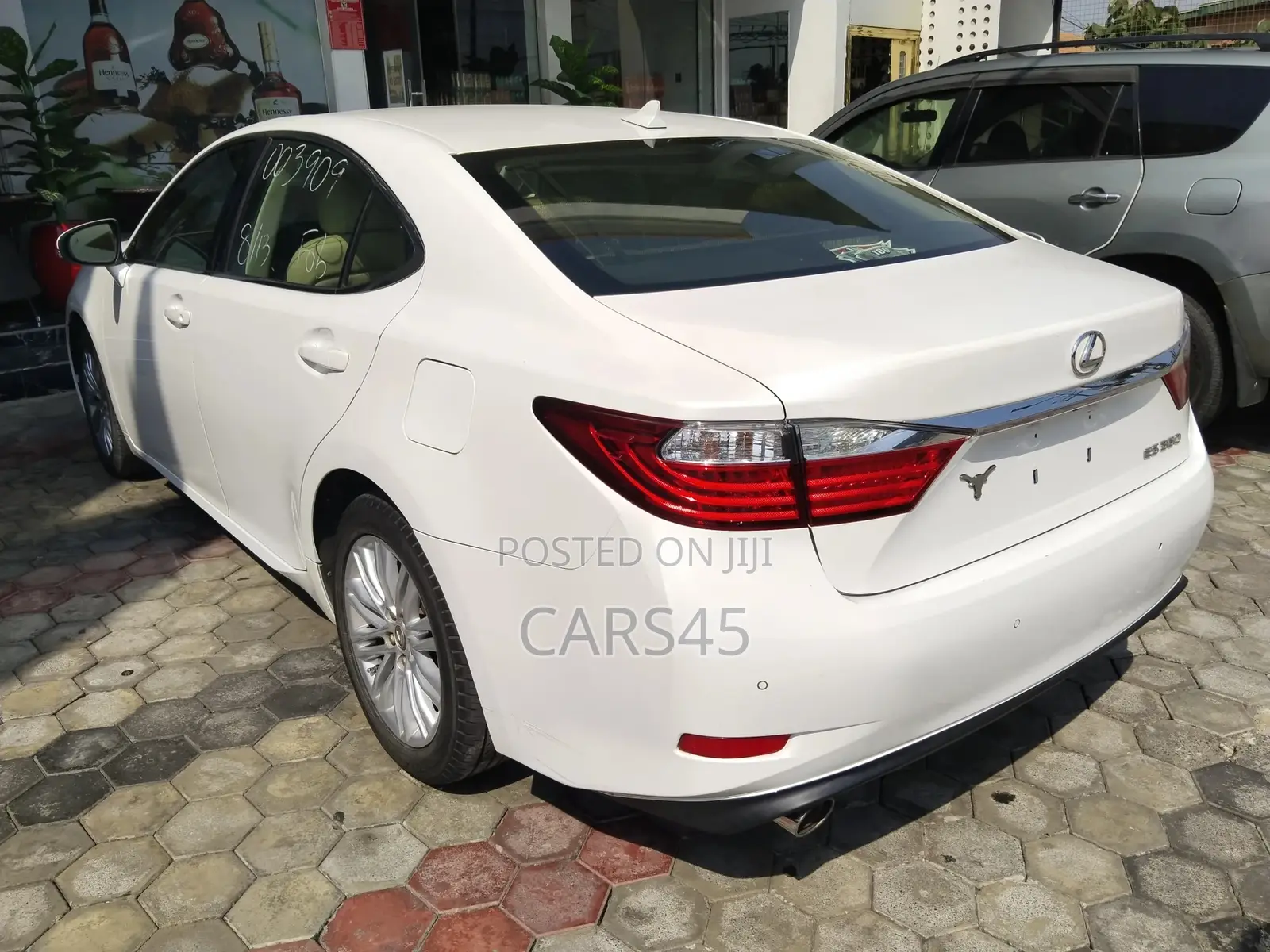 Lexus ES 2013 White