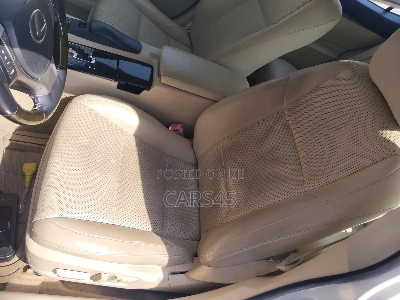 Lexus ES 2013 White