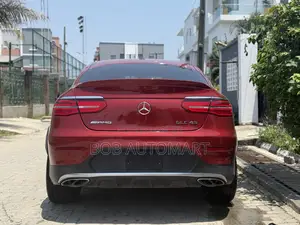 Mercedes-Benz GLC-Class 2018 Red