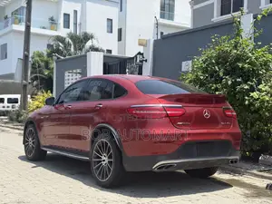 Mercedes-Benz GLC-Class 2018 Red