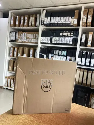 New Laptop Dell Latitude 5320 16GB Intel Core i5 SSD 256GB
